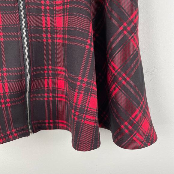 Hot Topic Red Black Plaid Skater Circle Skirt Pockets Grunge Goth Size M - Picture 2 of 6